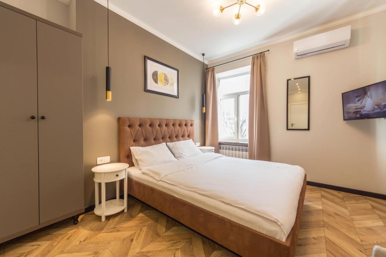 Design Apartment On Mykhailivskyi Ln. 4 Kiev Extérieur photo